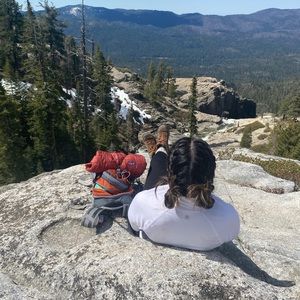 Meet your Posher, Dana